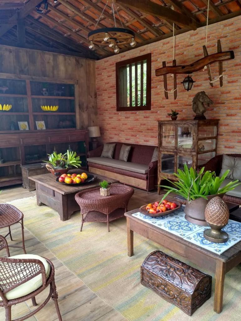 Hotel Fazenda Rochedo Conservatoria Exterior photo