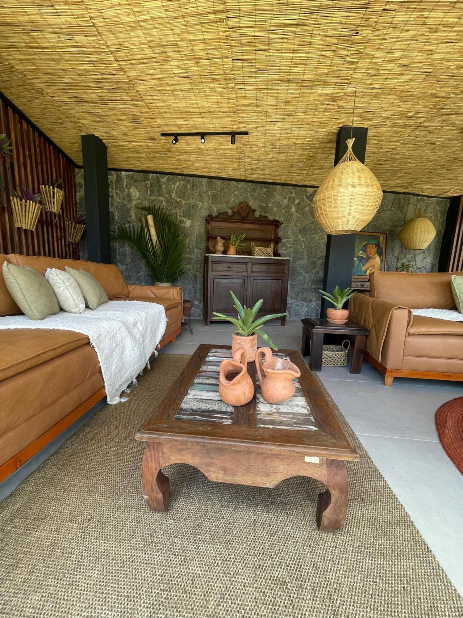 Hotel Fazenda Rochedo Conservatoria Exterior photo